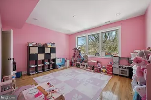 4743 Sheldon St, Philadelphia, PA 19127 - Photo 15