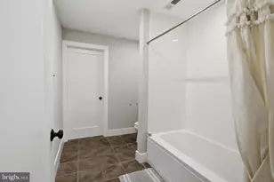 4743 Sheldon St, Philadelphia, PA 19127 - Photo 25