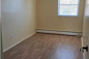 7815 Summerdale Ave, Philadelphia, PA 19111 - Photo 15