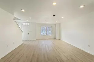 1811 S 32nd St, Philadelphia, PA 19145 - Photo 3