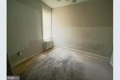 231 W Albanus Street, Philadelphia, PA 19120 - Photo 15