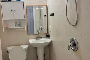 2033 S 9th St, Philadelphia, PA 19148 - Photo 5