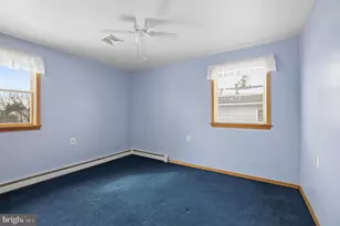 708 Hoffnagle St, Philadelphia, PA 19111 - Photo 31