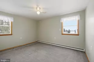 708 Hoffnagle St, Philadelphia, PA 19111 - Photo 27