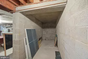 708 Hoffnagle St, Philadelphia, PA 19111 - Photo 13