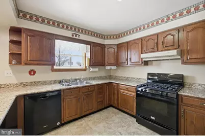 708 Hoffnagle Street, Philadelphia, PA 19111 - Photo 5