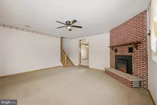 708 Hoffnagle St, Philadelphia, PA 19111 - Photo 7