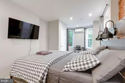 876 N 19th Street, Philadelphia, PA 19130 - Photo 15