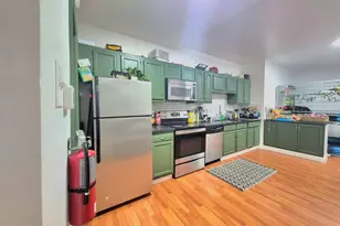 876 N 19th St, Philadelphia, PA 19130 - Photo 17