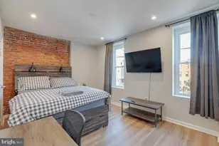 876 N 19th St, Philadelphia, PA 19130 - Photo 3