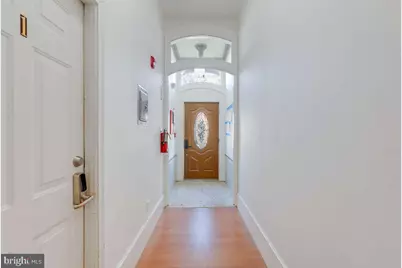 876 N 19th Street, Philadelphia, PA 19130 - Photo 5