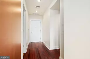 1101 Locust St, Philadelphia, PA 19107 - Photo 11