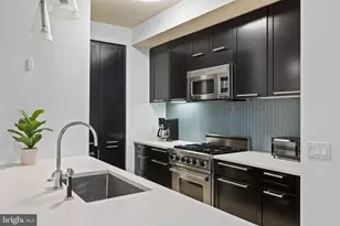 1414 S Penn Square, Philadelphia, PA 19102 - Photo 5