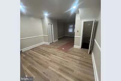 182 W Champlost Street W, Philadelphia, PA 19120 - Photo 5