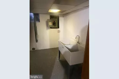 182 W Champlost Street W, Philadelphia, PA 19120 - Photo 13