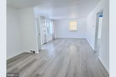 7817 Lister Street, Philadelphia, PA 19152 - Photo 5