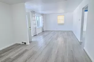 7817 Lister St, Philadelphia, PA 19152 - Photo 5