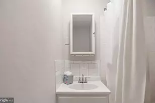 726 S 16th St, Philadelphia, PA 19146 - Photo 23