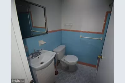 6145 N Warnock Street, Philadelphia, PA 19141 - Photo 13