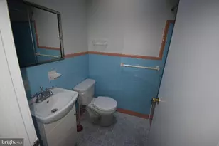 6145 N Warnock St, Philadelphia, PA 19141 - Photo 13