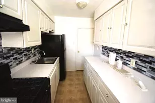 6145 N Warnock St, Philadelphia, PA 19141 - Photo 9