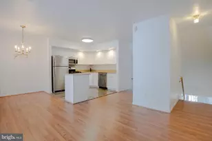 389 E Gorgas Ln, Philadelphia, PA 19119 - Photo 3