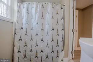 2008 Latona St, Philadelphia, PA 19146 - Photo 13