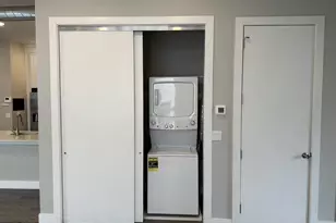 907 Leland St, Philadelphia, PA 19130 - Photo 9