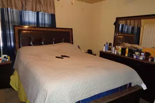 320 E Claremont Rd, Philadelphia, PA 19120 - Photo 11