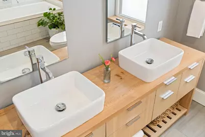 433 Roxborough, Philadelphia, PA 19128 - Photo 27