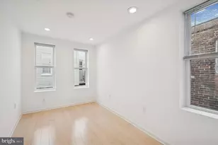 1743 Pierce St, Philadelphia, PA 19145 - Photo 11