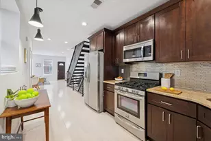 1743 Pierce St, Philadelphia, PA 19145 - Photo 9