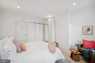 1743 Pierce St, Philadelphia, PA 19145 - Photo 17