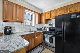 1439 Shelmire Ave, Philadelphia, PA 19111 - Photo 5