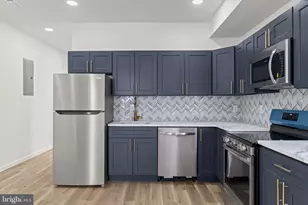 2454 N 33rd St, Philadelphia, PA 19132 - Photo 13