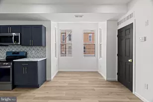 2454 N 33rd St, Philadelphia, PA 19132 - Photo 15