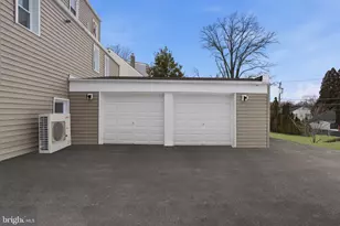 513 Smithfield Ave, Philadelphia, PA 19116 - Photo 31