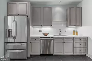 1213 Peters St, Philadelphia, PA 19147 - Photo 5