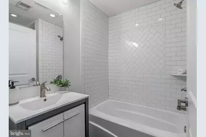 1213 Peters Street, Philadelphia, PA 19147 - Photo 9