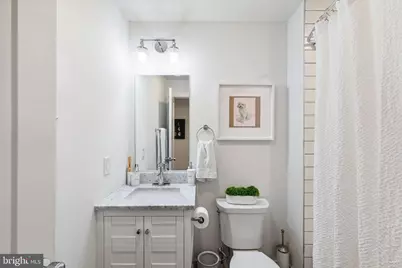 724 N 19th Street #2, Philadelphia, PA 19130 - Photo 19