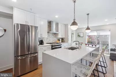 724 N 19th Street #2, Philadelphia, PA 19130 - Photo 5