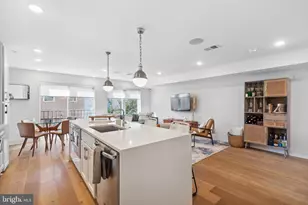 724 N 19th St, Philadelphia, PA 19130 - Photo 3