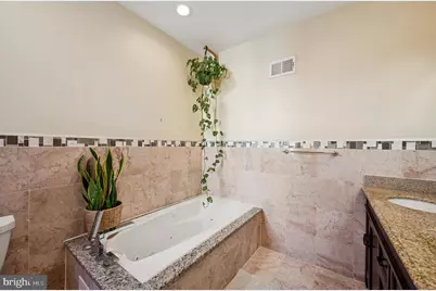 1319 Snyder Avenue, Philadelphia, PA 19148 - Photo 17