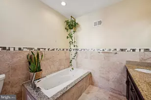 1319 Snyder Ave, Philadelphia, PA 19148 - Photo 17