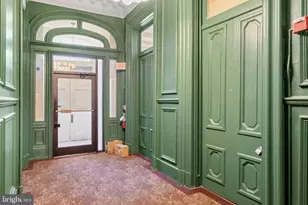 1035 Spruce St, Philadelphia, PA 19107 - Photo 7