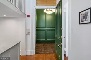 1035 Spruce St, Philadelphia, PA 19107 - Photo 13