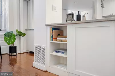 1035 Spruce Street #102, Philadelphia, PA 19107 - Photo 17