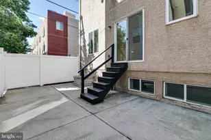 228 W George St, Philadelphia, PA 19123 - Photo 47