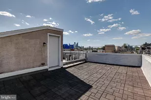 228 W George St, Philadelphia, PA 19123 - Photo 11