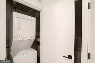 1420 Point Breeze Ave, Philadelphia, PA 19146 - Photo 9